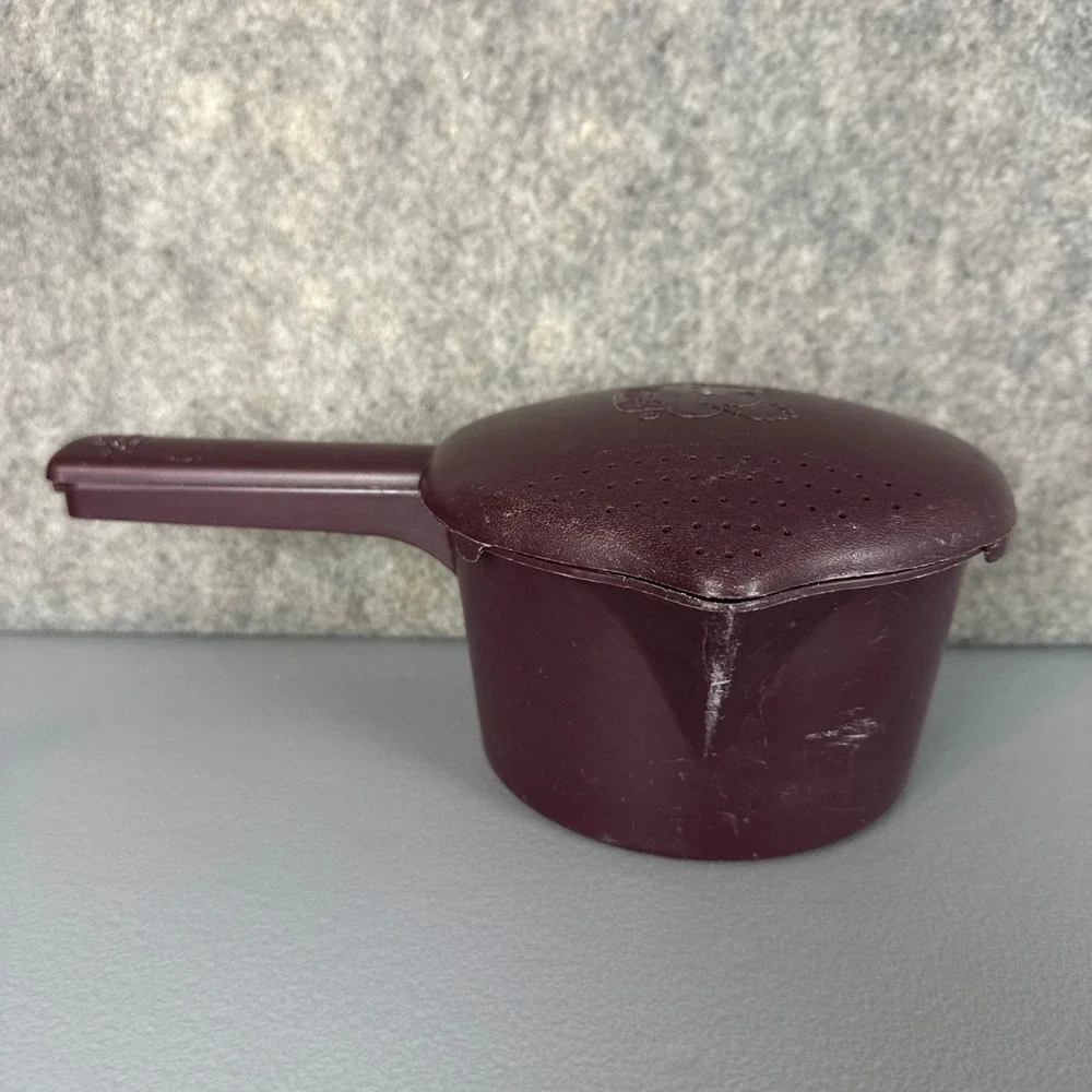 Vtg Pampered Chef Micro Cooker Steamer 4 Cup Purple Microwave Strainer Hen 2776